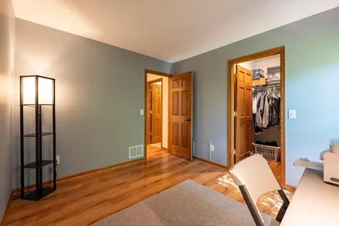 12640 Edinborough Circle Apple Valley MN 55124