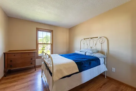 12640 Edinborough Circle Apple Valley MN 55124
