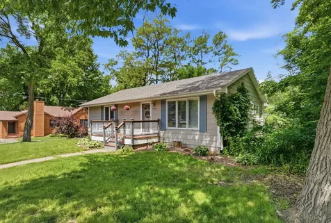 4834 Hanover Road Mound MN 55364