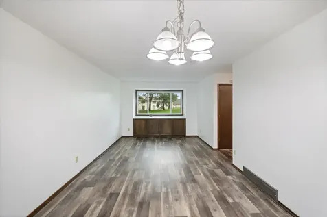 3656 Brookdale Drive N Brooklyn Park MN 55443