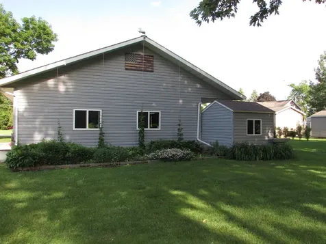 200 Kenzie Street Sherburn MN 56171