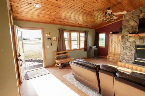 8131 345th Avenue Pierz MN 56364