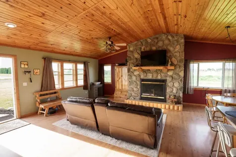 8131 345th Avenue Pierz MN 56364