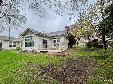 519 Holly Lane N Oakdale MN 55128