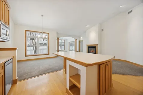 519 Holly Lane N Oakdale MN 55128