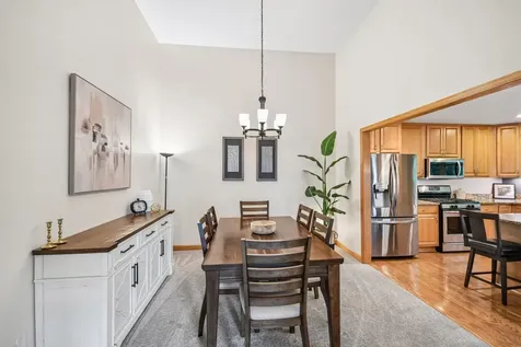 1026 Saint Johns Bay Woodbury MN 55129