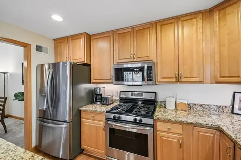 1026 Saint Johns Bay Woodbury MN 55129