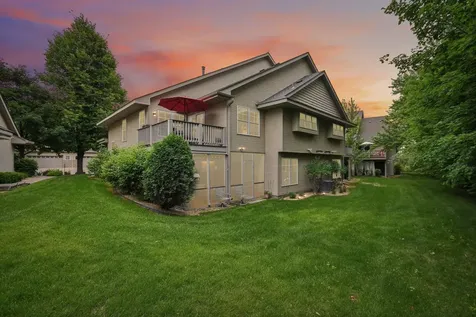1026 Saint Johns Bay Woodbury MN 55129