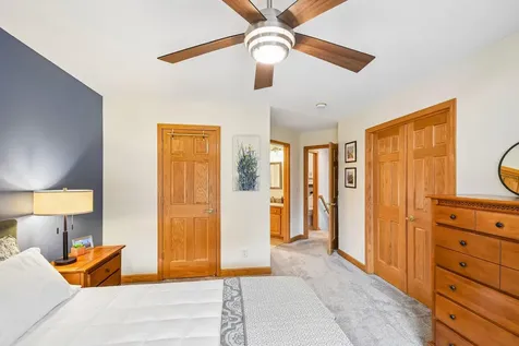 1026 Saint Johns Bay Woodbury MN 55129