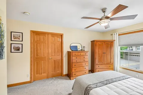 1026 Saint Johns Bay Woodbury MN 55129
