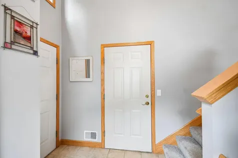 1026 Saint Johns Bay Woodbury MN 55129