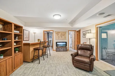 1026 Saint Johns Bay Woodbury MN 55129