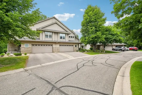 1026 Saint Johns Bay Woodbury MN 55129
