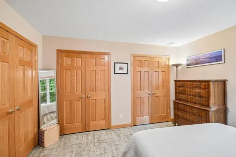 1026 Saint Johns Bay Woodbury MN 55129