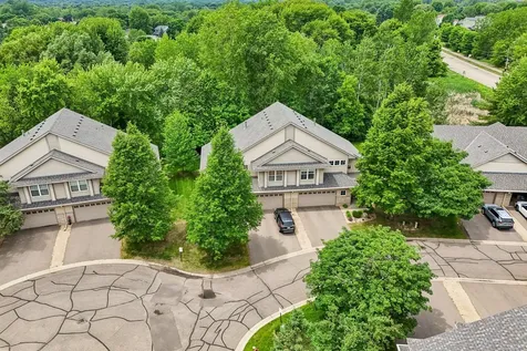 1026 Saint Johns Bay Woodbury MN 55129
