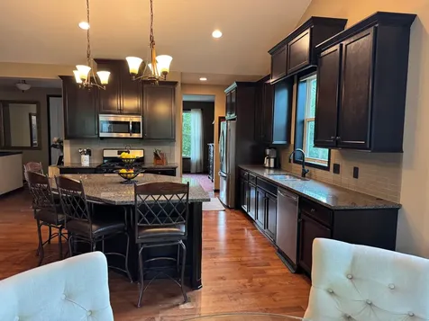 10788 Lyndale Bluffs Trail Bloomington MN 55420