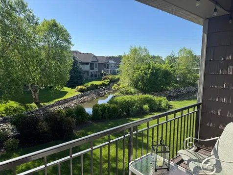 10788 Lyndale Bluffs Trail Bloomington MN 55420