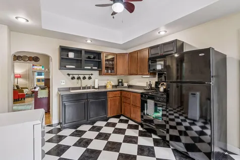72 Saint Albans Street N Saint Paul MN 55104