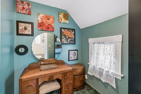 72 Saint Albans Street N Saint Paul MN 55104
