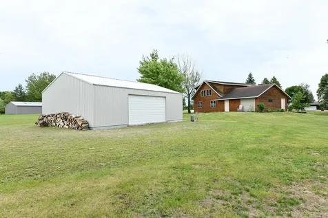 708 N Shore Drive Battle Lake MN 56515