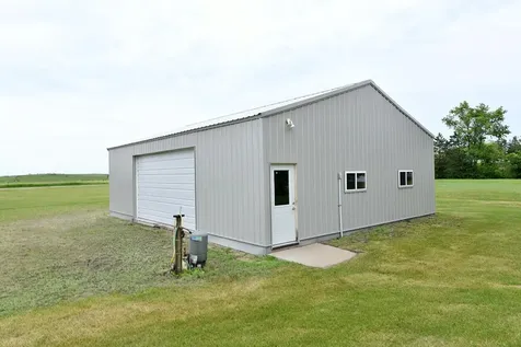 708 N Shore Drive Battle Lake MN 56515
