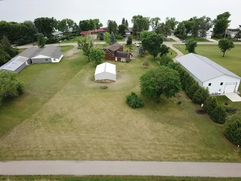 708 N Shore Drive Battle Lake MN 56515