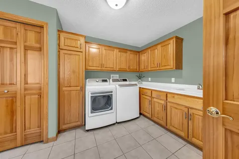 10408 Eagle Pointe Trail Woodbury MN 55129