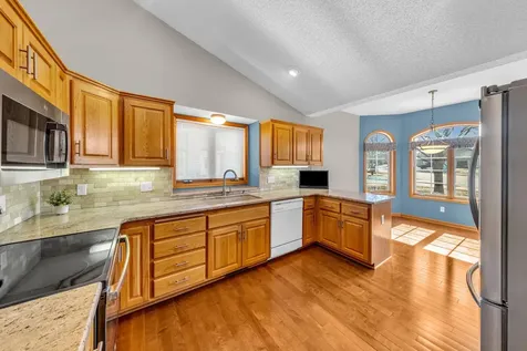 10408 Eagle Pointe Trail Woodbury MN 55129