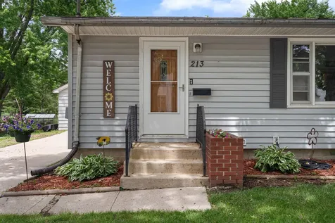 213 7th Avenue NE Waseca MN 56093