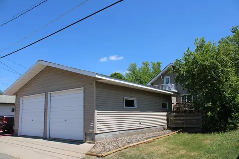 214 3rd Avenue Bovey MN 55709