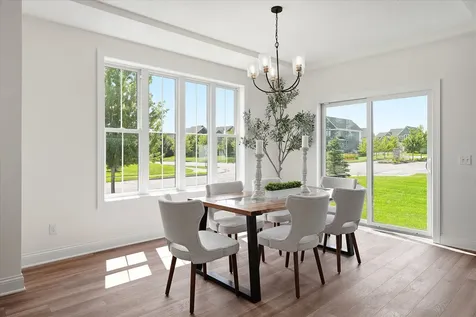 4012 Savanna Court Chaska MN 55318