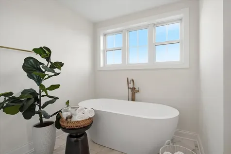 4012 Savanna Court Chaska MN 55318