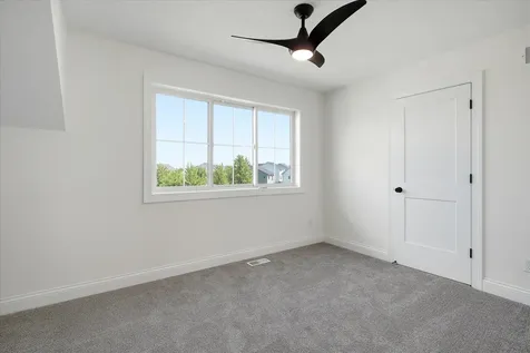 4012 Savanna Court Chaska MN 55318