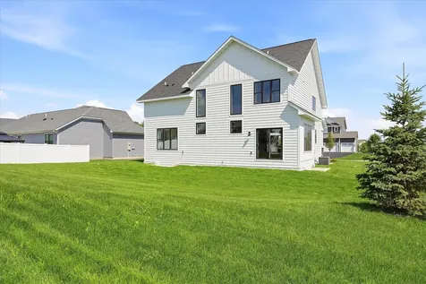 4012 Savanna Court Chaska MN 55318