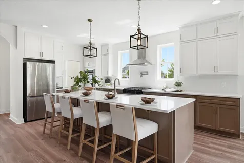 4012 Savanna Court Chaska MN 55318