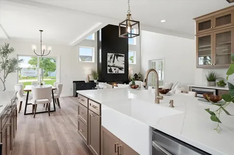 4012 Savanna Court Chaska MN 55318