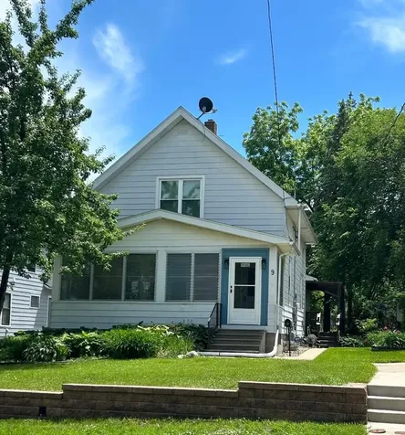 9 1st Street SE Faribault MN 55021