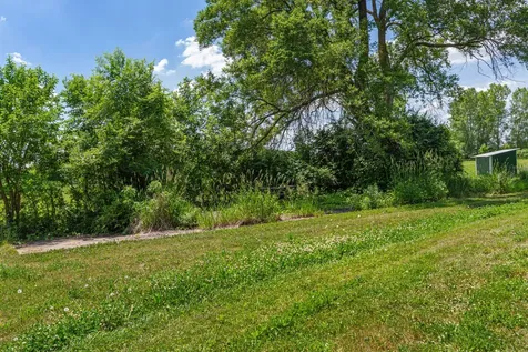 3658 Millersburg Boulevard Faribault MN 55021