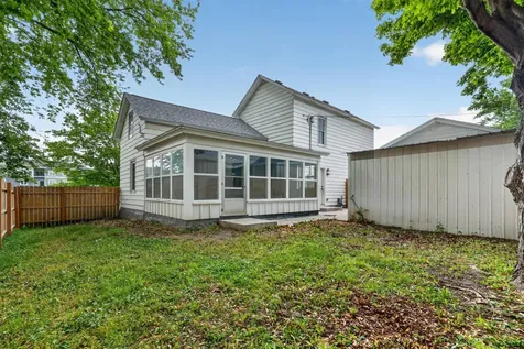 302 1st Street NW Dodge Center MN 55927