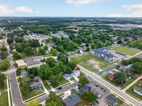 302 1st Street NW Dodge Center MN 55927