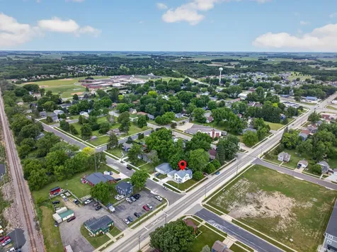 302 1st Street NW Dodge Center MN 55927