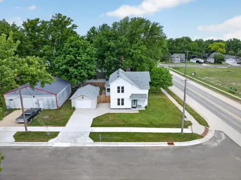 302 1st Street NW Dodge Center MN 55927
