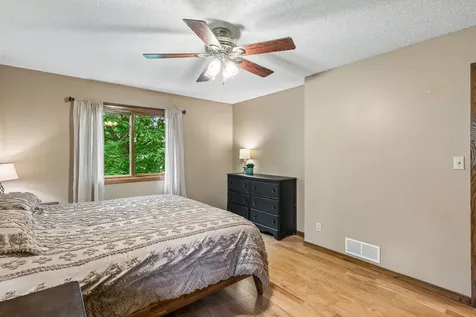 12725 Ethelton Way Apple Valley MN 55124