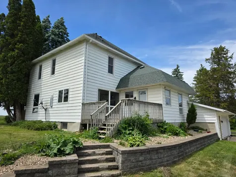 50430 315th Avenue Elgin MN 55932