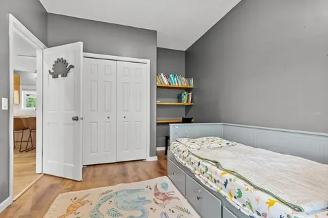 1119 Bluff Pass S Chaska MN 55318