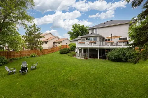1119 Bluff Pass S Chaska MN 55318