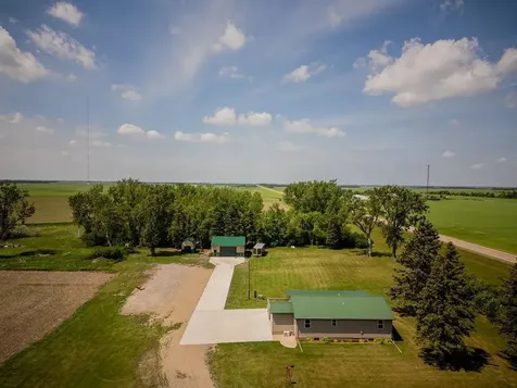 15430 SE Hwy 200 A Blanchard ND 58009