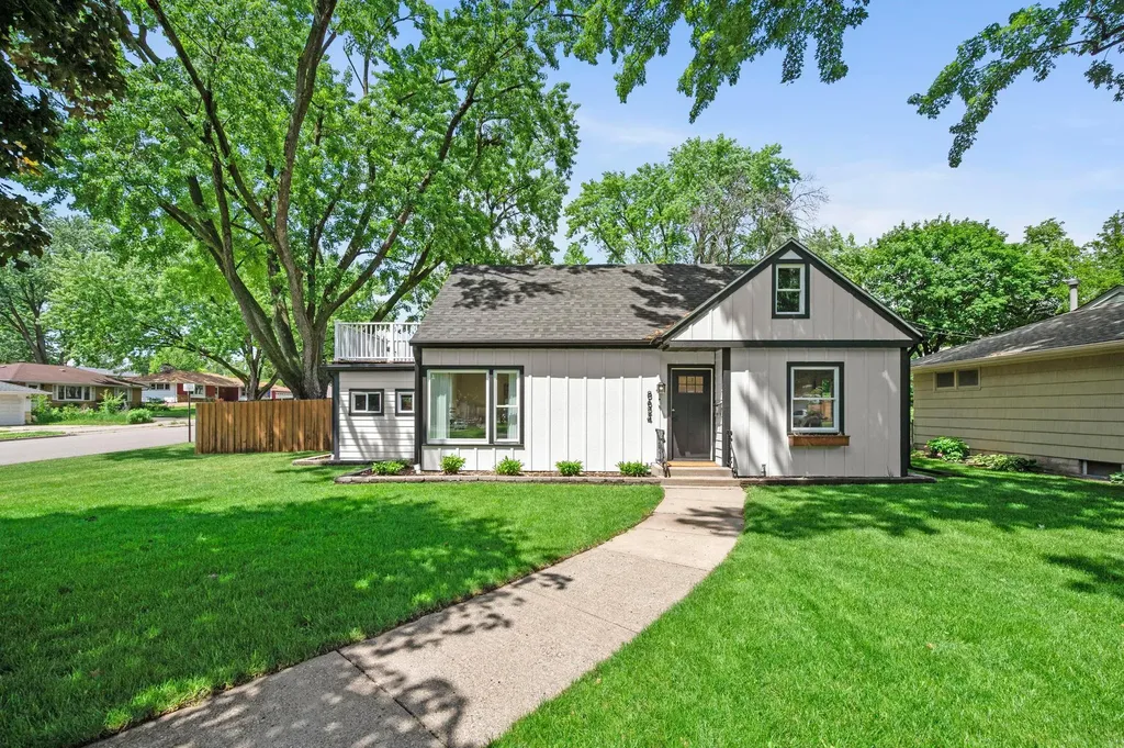 8624 W 35th Street Saint Louis Park MN 55426