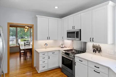 10548 Spyglass Drive Eden Prairie MN 55347