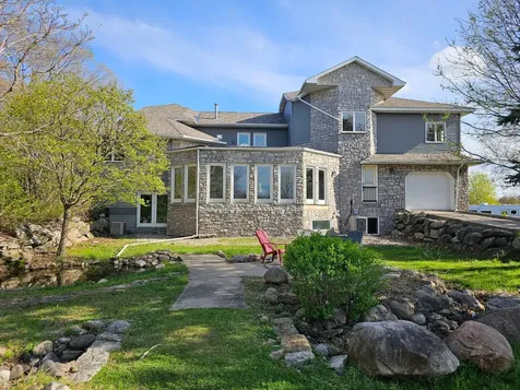 1209 Lewis SW Hutchinson MN 55350